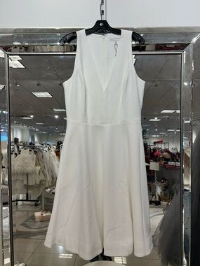 DRESS THE POPULATION Elegant White V-Neck Sleeveless Dress